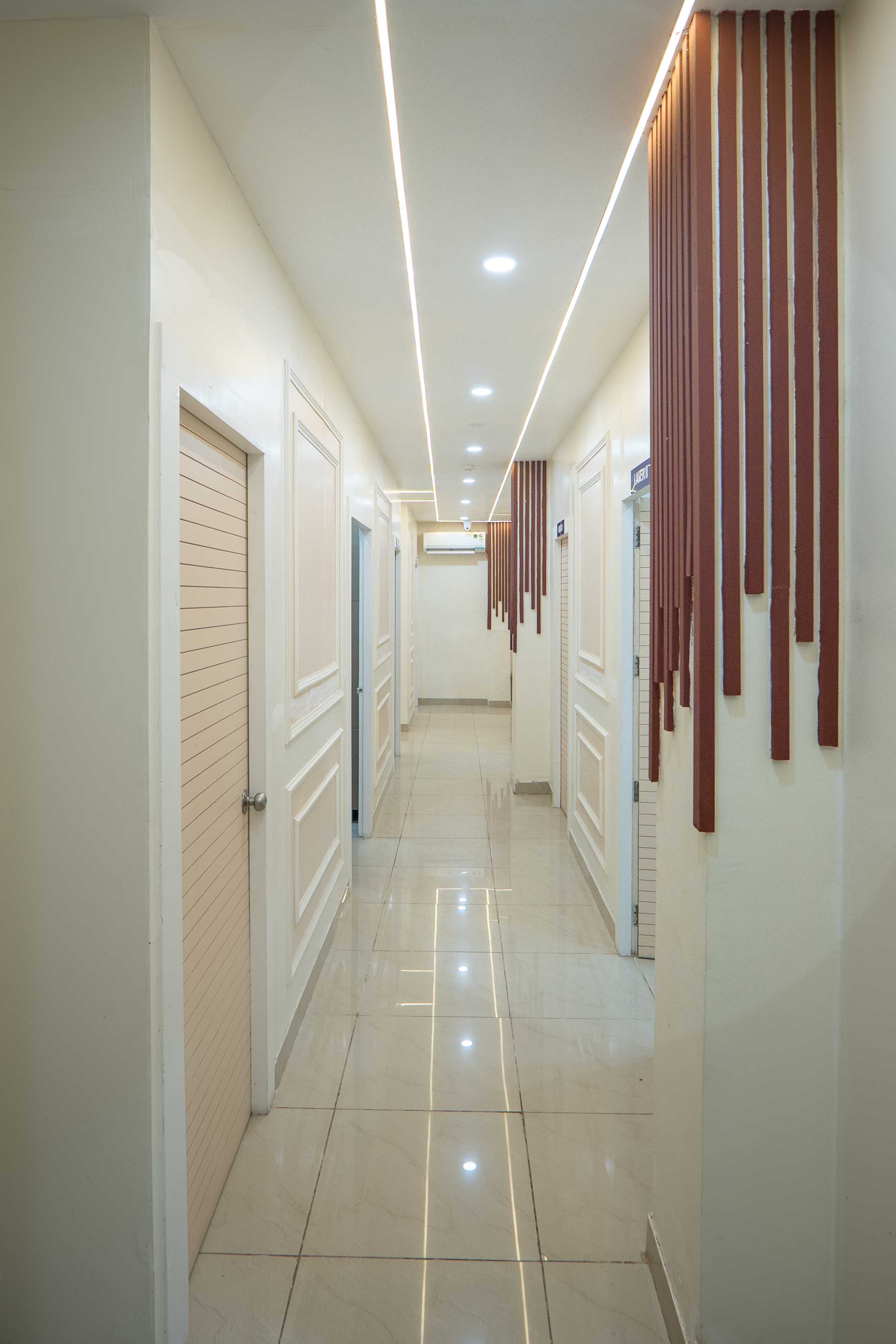 Ixora Health & Aesthetics clinic corridor
